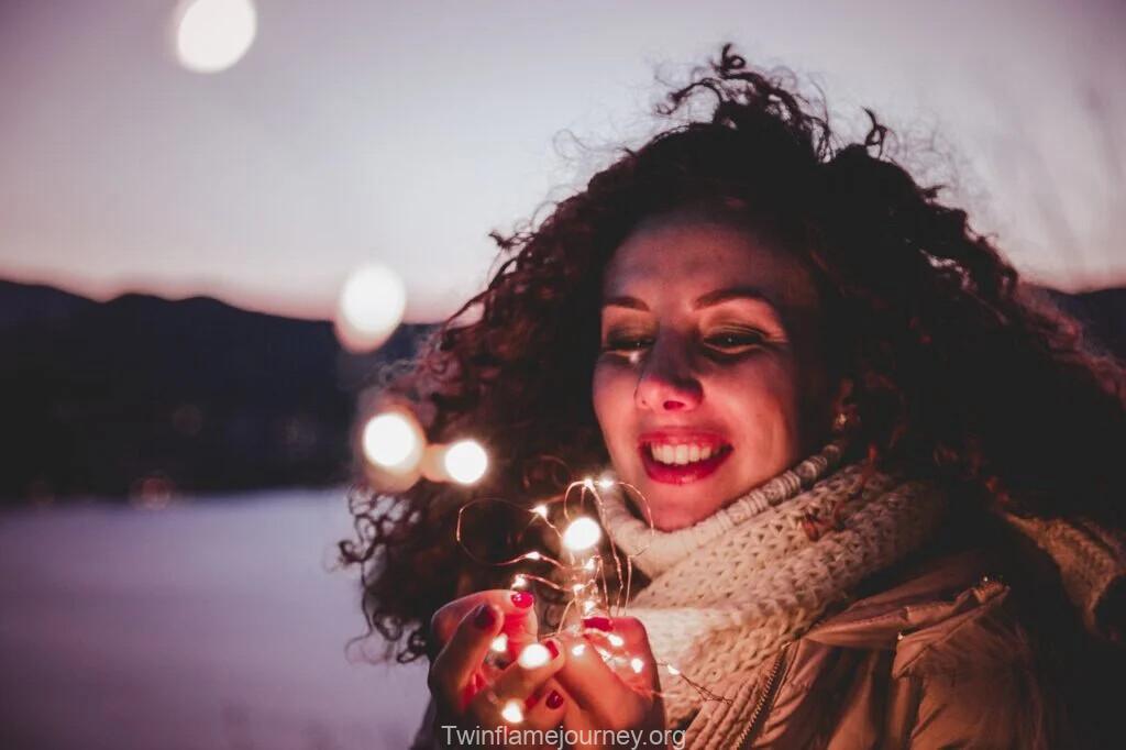 10 Spiritual Signs of Twin Flame Ascension: 36 Physical and