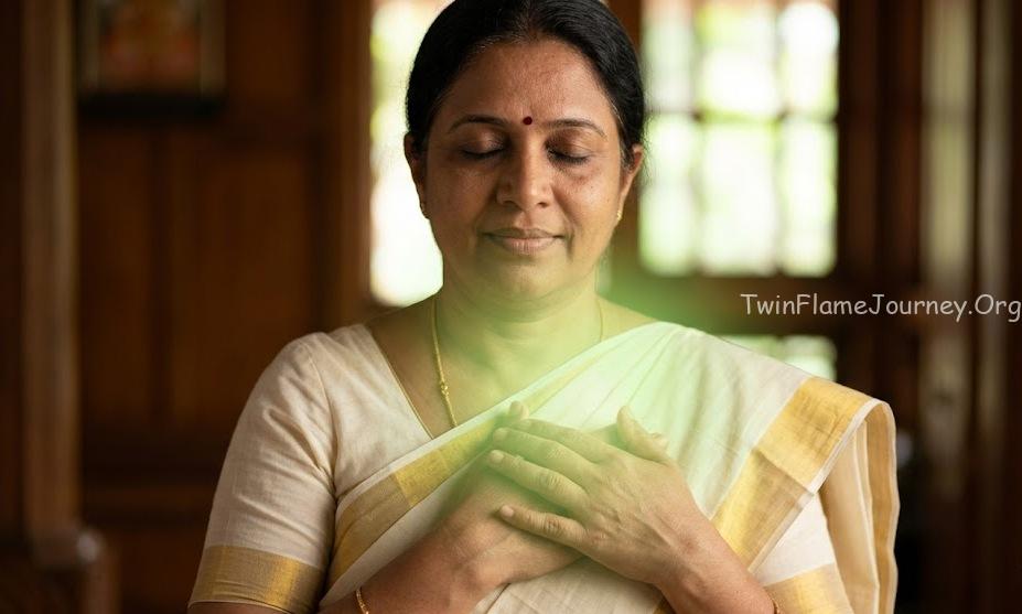 A powerful visualization of self-healing and Heart Chakra balancing technique